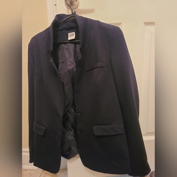 Vero Moda Black Women's Blazer‎ With Buttons & Pockets, Satin  inside Size Large - Picture 3 of 5